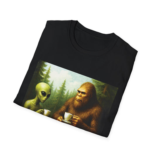Alien & Bigfoot Coffee Break T-Shirt, Funny Graphic Tee for Home, Casual Wear, Unique Gift for Friends, Extraterrestrial Humor, Men & Women